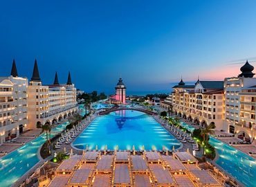 Titanic Mardan Palace Executive Rooms