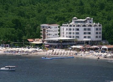 Class Beach Hotel