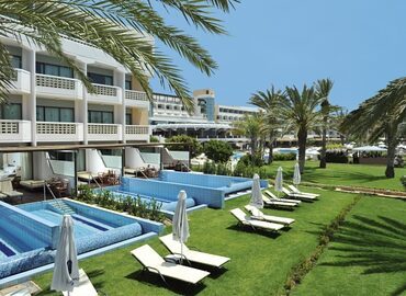 Constantinou Bros Athena Royal Beach Hotel