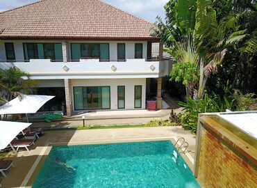 Babylon Pool Villas