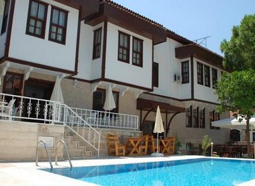 Urcu Hotel