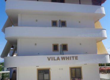 Vila White Ksamil