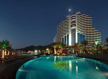 Le Meridien Al Aqah Beach Resort