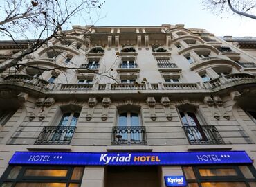 Kyriad Paris 18 — Porte De Clignancourt — Montmartre