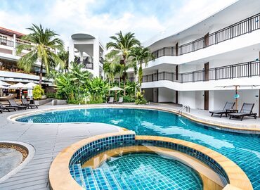 Novotel Phuket Karon Resort &amp; Spa