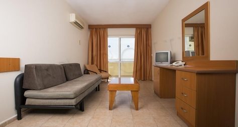 Tuntas Family Suite Kusadasi