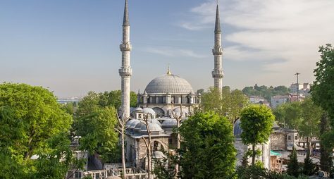 Стамбул: прогулка по древнему району Эйюп