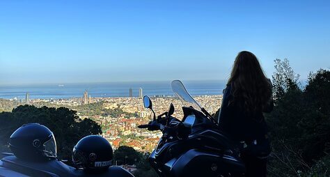 По Барселоне — на мотоцикле!