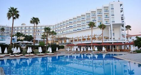 Leonardo Plaza Cypria Maris Beach Hotel &amp; Spa