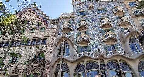 Барселона: каталонский модернизм и легендарное Средневековье
