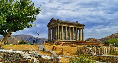Гарни, Гегард и Симфония камней: лучшее в окрестностях Еревана