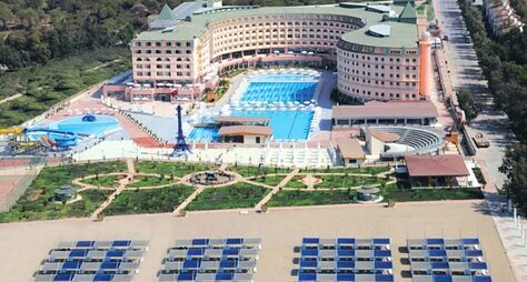 Bayar Family Resort Hotel &amp; Spa