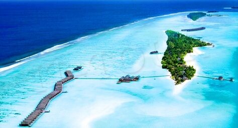 Lux South Ari Atoll Resort &amp; Villas