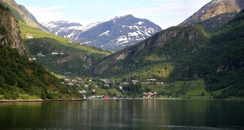 Природа, города и деревушки Норвегии: комфортный тур по живописным местам страны