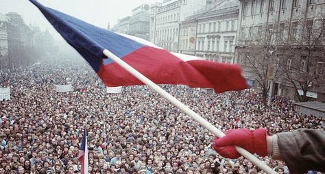 Другая Прага: хроники «Бархатной революции»