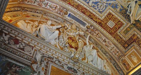 Экскурсия в Музеи Ватикана и Сикстинскую капеллу (без очереди, билеты включены)
