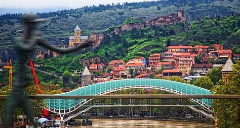 «В Тбилиси есть особенная прелесть…»