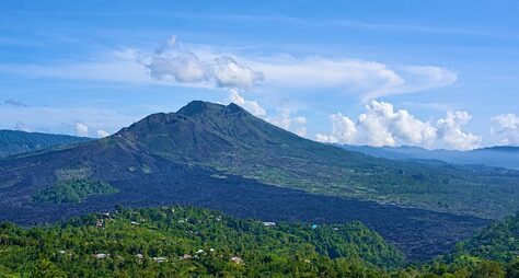 Магия Бали: священные места и природные чудеса