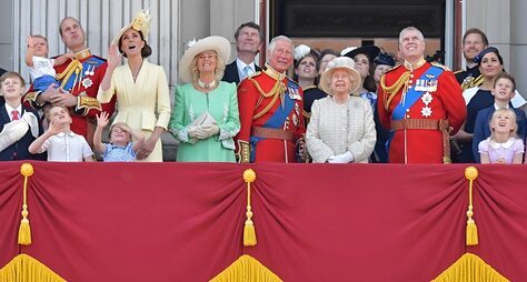 Великолепие Букингемского дворца: закулисье монархии