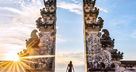 Лестница в небо — путешествие к храму Лемпуянг