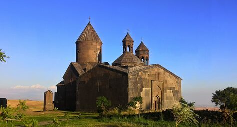 Ущелье реки Касах: древние монастыри и памятник армянскому алфавиту